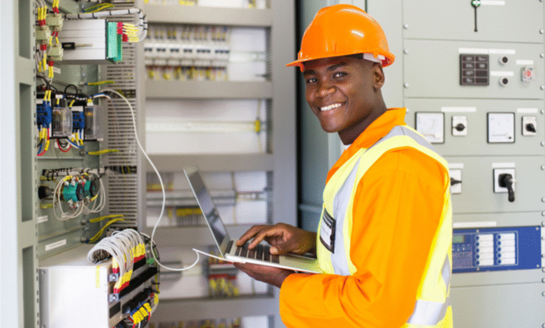 maintenance electrician